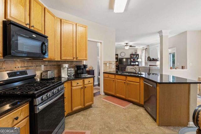 9815 Settlers Lane, Gainesville, GA 30506