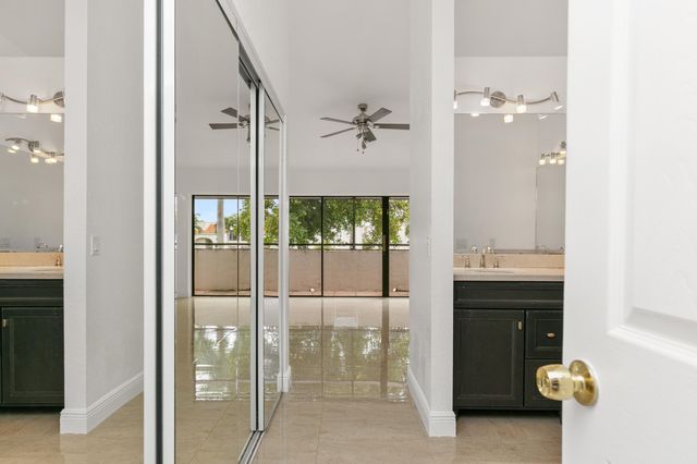 3530 Magellan Circle 613, Aventura, FL 33180