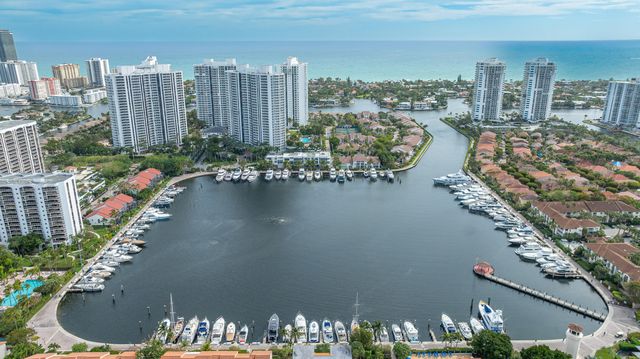 3530 Magellan Circle 613, Aventura, FL 33180