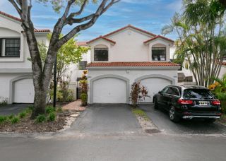 3530 Magellan Circle 613, Aventura, FL 33180