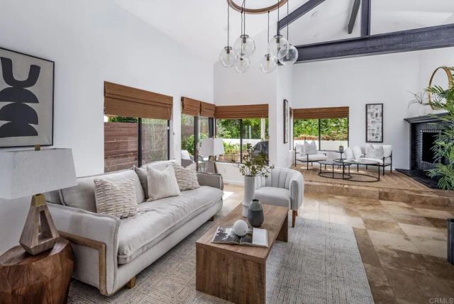 7415 Brava Street, Carlsbad, CA 92009