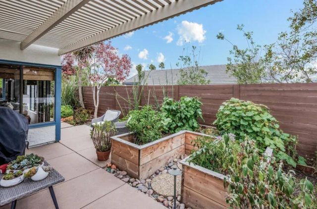 7415 Brava Street, Carlsbad, CA 92009