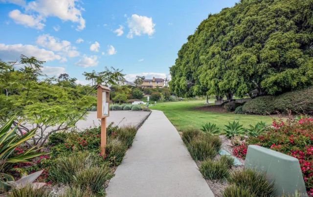 7415 Brava Street, Carlsbad, CA 92009