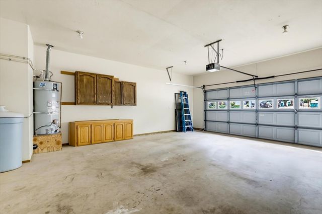 18098 Lake Forest Dr, Penn Valley, CA 95946