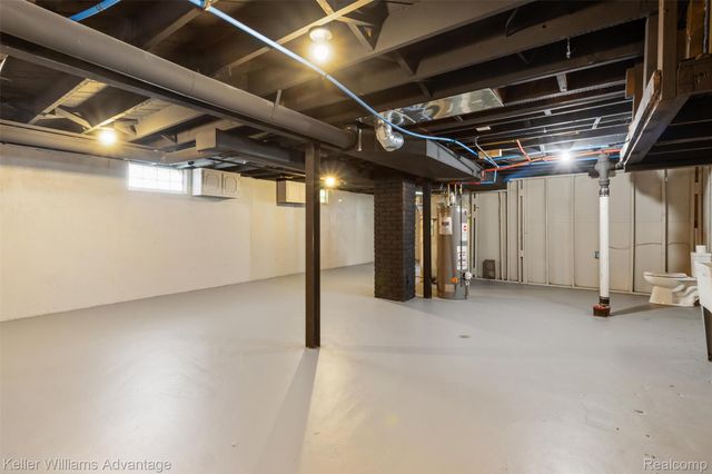 21140 Eastwood Boulevard, Warren, MI 48089