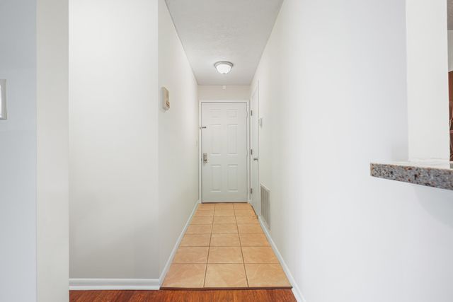 210 Willowbrook Ct Court, 7, Wilder, KY 41071