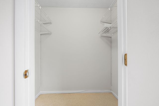 210 Willowbrook Ct Court, 7, Wilder, KY 41071