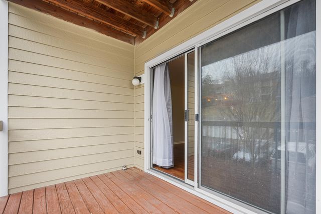 210 Willowbrook Ct Court, 7, Wilder, KY 41071