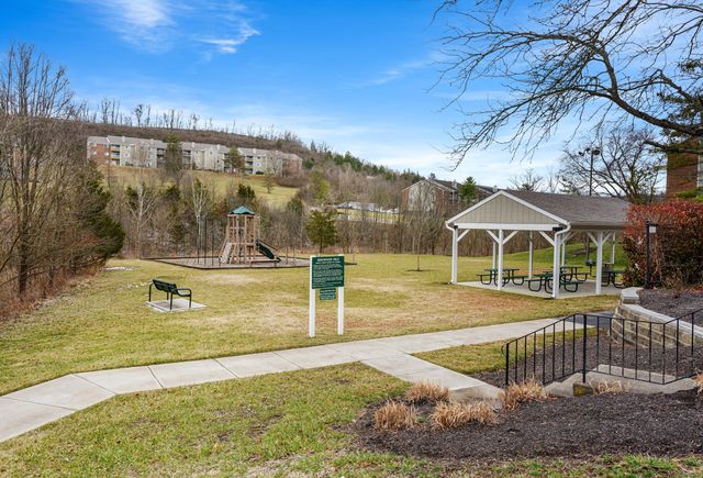 210 Willowbrook Ct Court, 7, Wilder, KY 41071