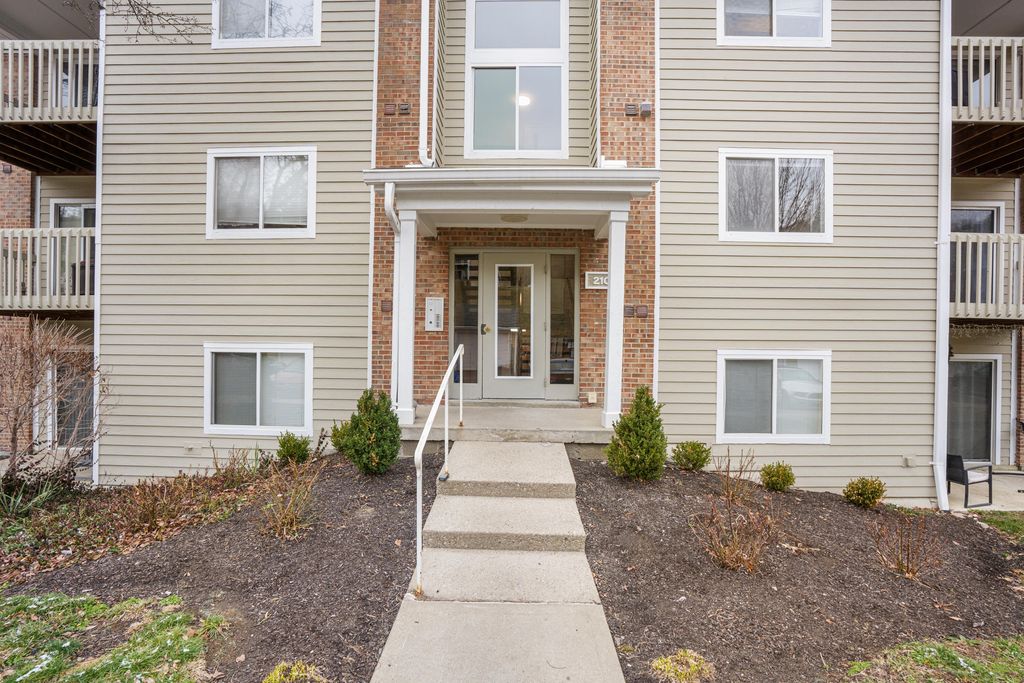 210 Willowbrook Ct Court, 7, Wilder, KY 41071