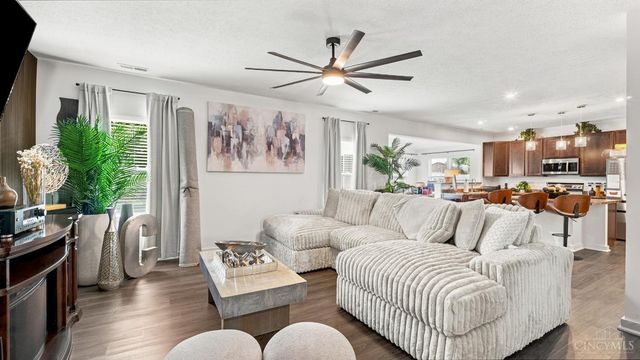 2807 Sovereign Drive, Colerain Twp, OH 45251