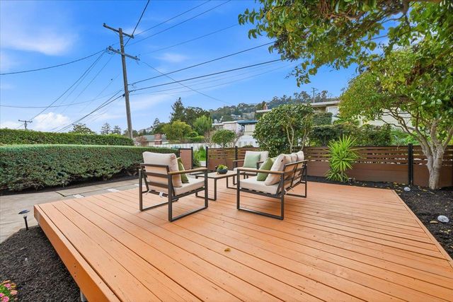 1609 Molitor Road, Belmont, CA 94002