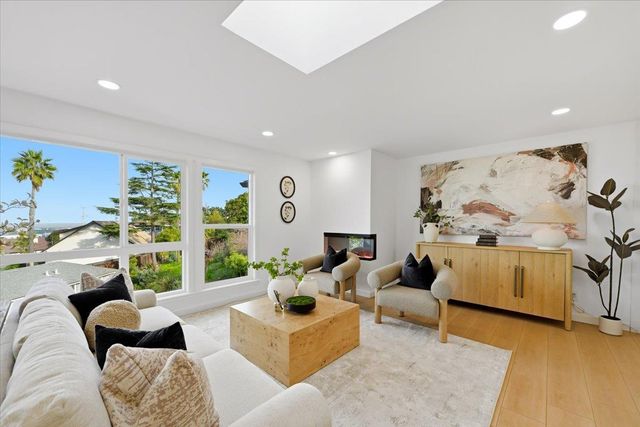 1609 Molitor Road, Belmont, CA 94002