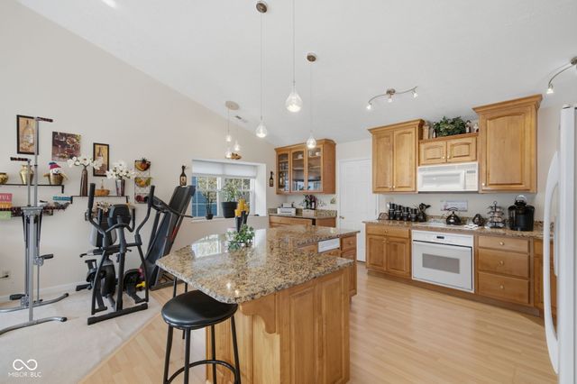 5747 Cross Bridge Way, Plainfield, IN 46168