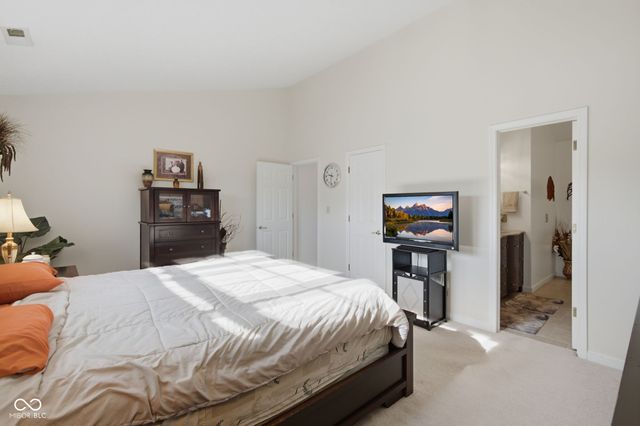 5747 Cross Bridge Way, Plainfield, IN 46168