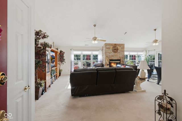 5747 Cross Bridge Way, Plainfield, IN 46168
