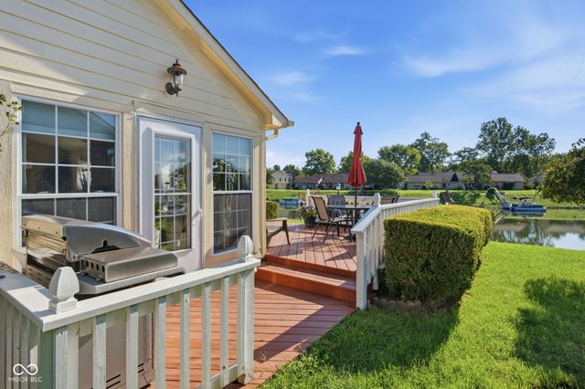 5747 Cross Bridge Way, Plainfield, IN 46168