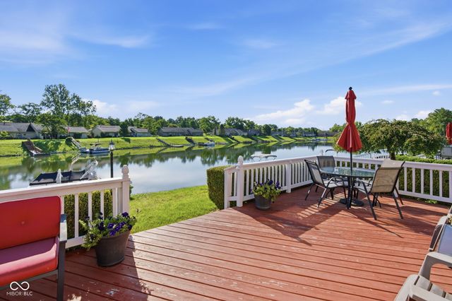 5747 Cross Bridge Way, Plainfield, IN 46168