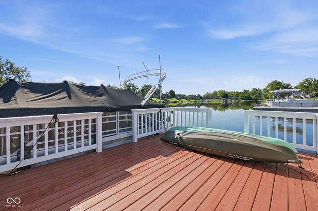 5747 Cross Bridge Way, Plainfield, IN 46168