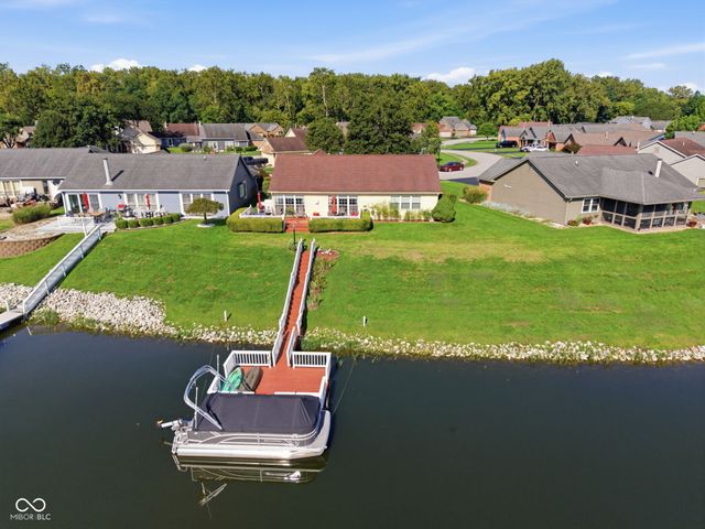5747 Cross Bridge Way, Plainfield, IN 46168