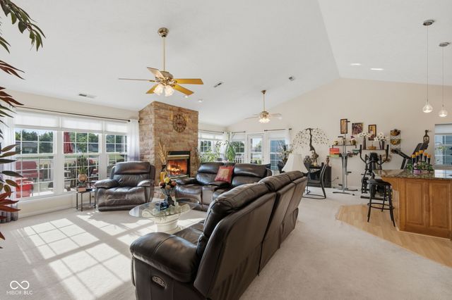 5747 Cross Bridge Way, Plainfield, IN 46168