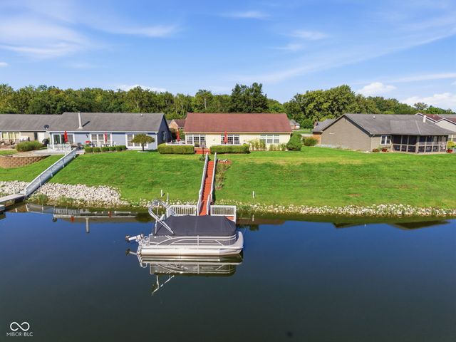 5747 Cross Bridge Way, Plainfield, IN 46168