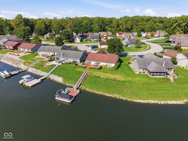 5747 Cross Bridge Way, Plainfield, IN 46168