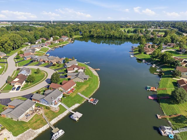 5747 Cross Bridge Way, Plainfield, IN 46168