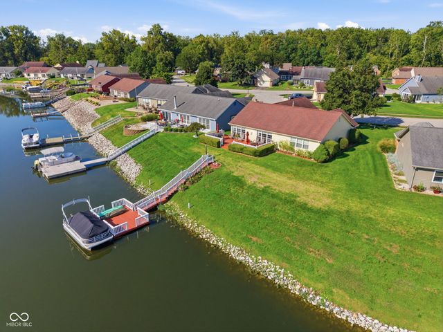 5747 Cross Bridge Way, Plainfield, IN 46168