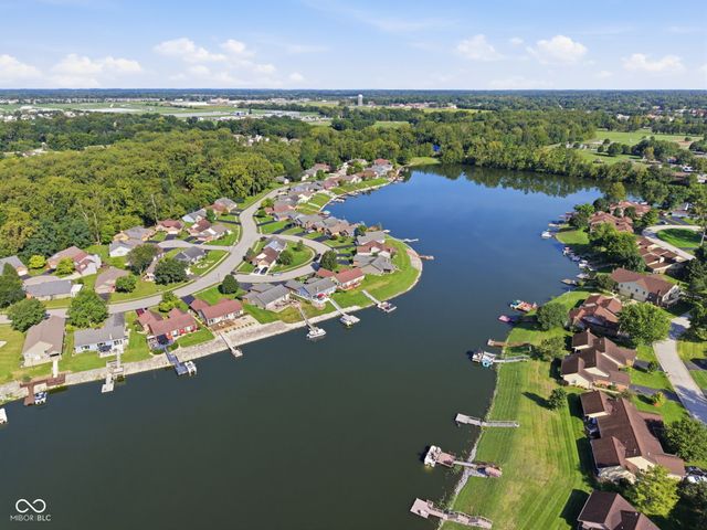 5747 Cross Bridge Way, Plainfield, IN 46168