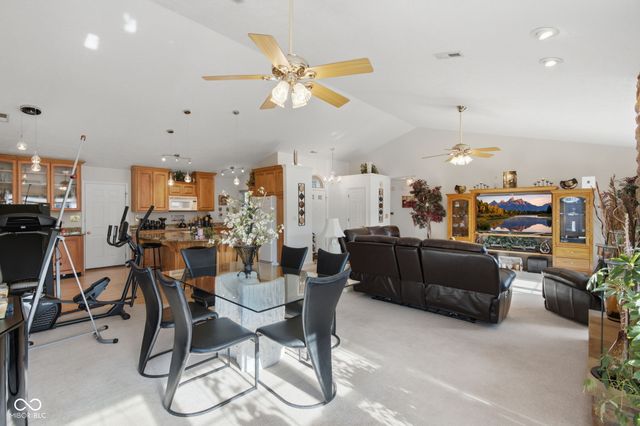 5747 Cross Bridge Way, Plainfield, IN 46168