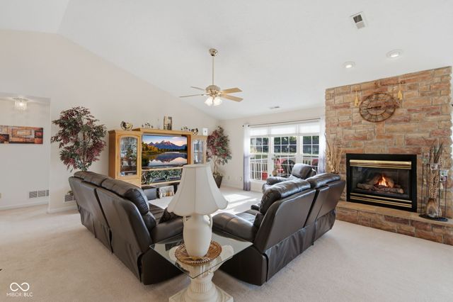 5747 Cross Bridge Way, Plainfield, IN 46168