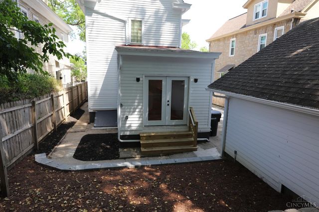 2717 Arbor Avenue, Cincinnati, OH 45209