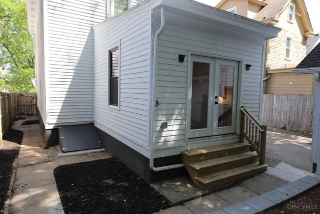 2717 Arbor Avenue, Cincinnati, OH 45209
