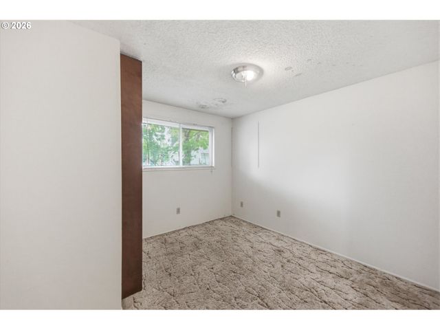 13137 Se FRANCIS St, Portland, OR 97236
