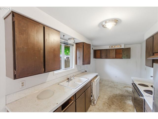 13137 Se FRANCIS St, Portland, OR 97236