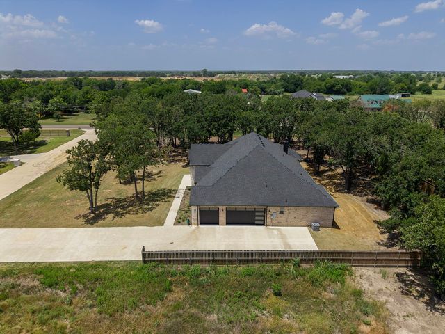 300 Seacross Court, Combine, TX 75159