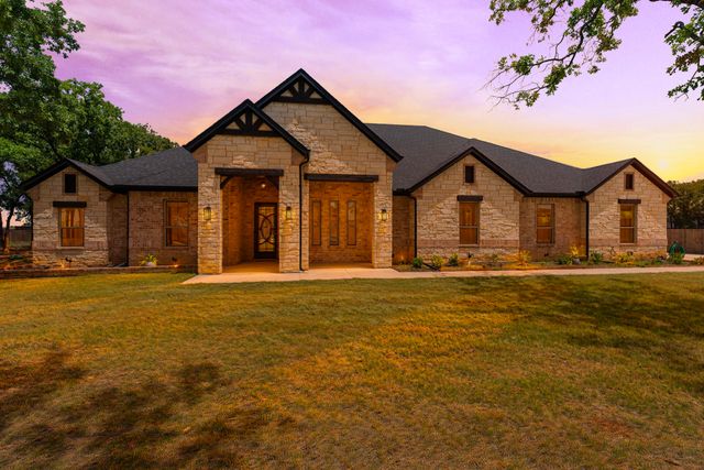 300 Seacross Court, Combine, TX 75159