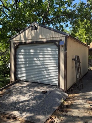 213 Matson Ln, West Point, CA 95255