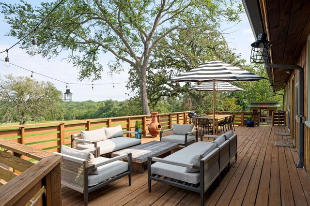 317 Walnut Creek RD, Bastrop, TX 78602