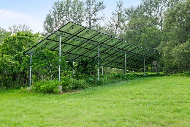 317 Walnut Creek RD, Bastrop, TX 78602