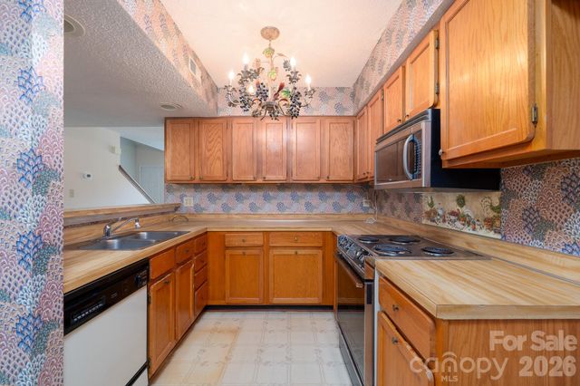 10969 Carmel Crossing Road, Charlotte, NC 28226