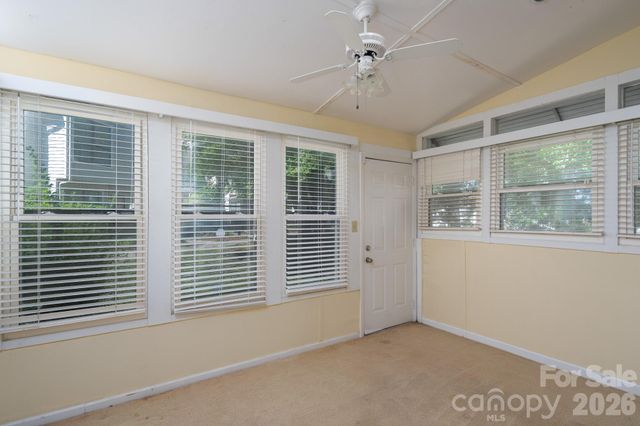 10969 Carmel Crossing Road, Charlotte, NC 28226