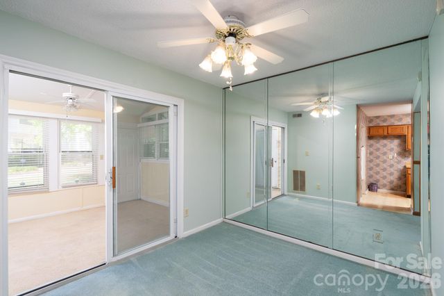10969 Carmel Crossing Road, Charlotte, NC 28226