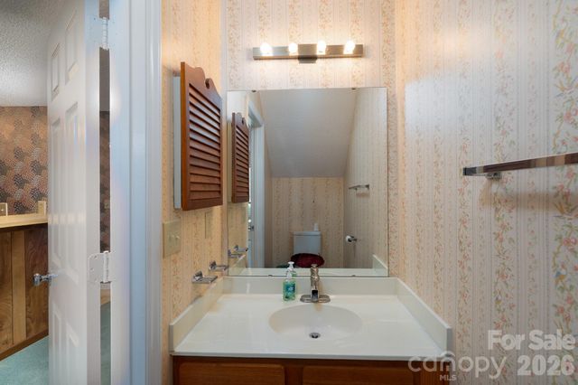 10969 Carmel Crossing Road, Charlotte, NC 28226