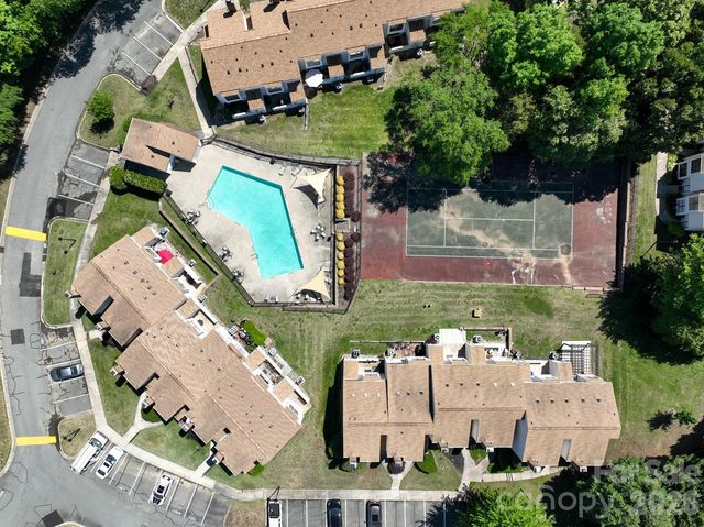 10969 Carmel Crossing Road, Charlotte, NC 28226