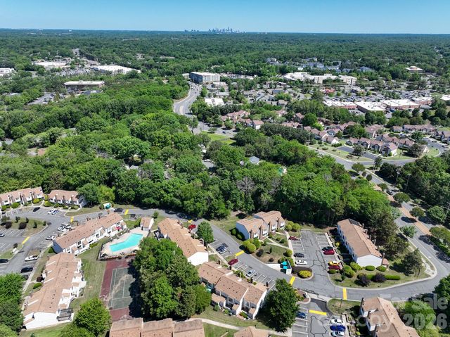 10969 Carmel Crossing Road, Charlotte, NC 28226