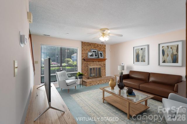 10969 Carmel Crossing Road, Charlotte, NC 28226