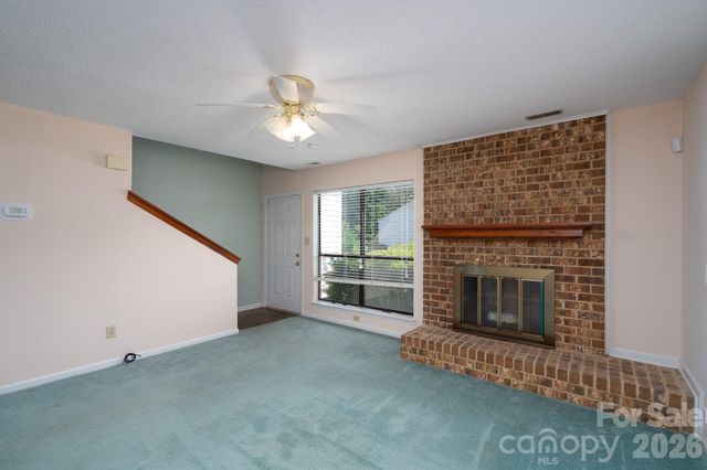 10969 Carmel Crossing Road, Charlotte, NC 28226