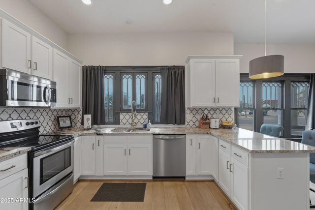 1034 E MCKINLEY Street, Phoenix, AZ 85006